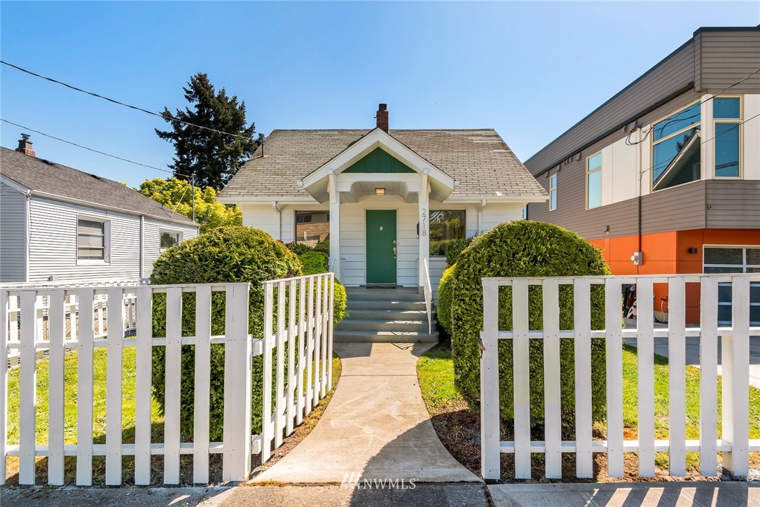 2718 23rd Avenue South Seattle, WA 98144 - Photo 22 of 25 Gallery Image 22