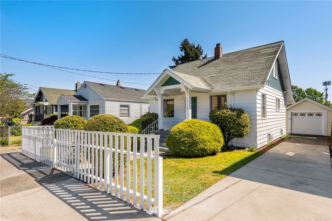 2718 23rd Avenue South Seattle, WA 98144 - Photo 24 of 25 Gallery Image 24