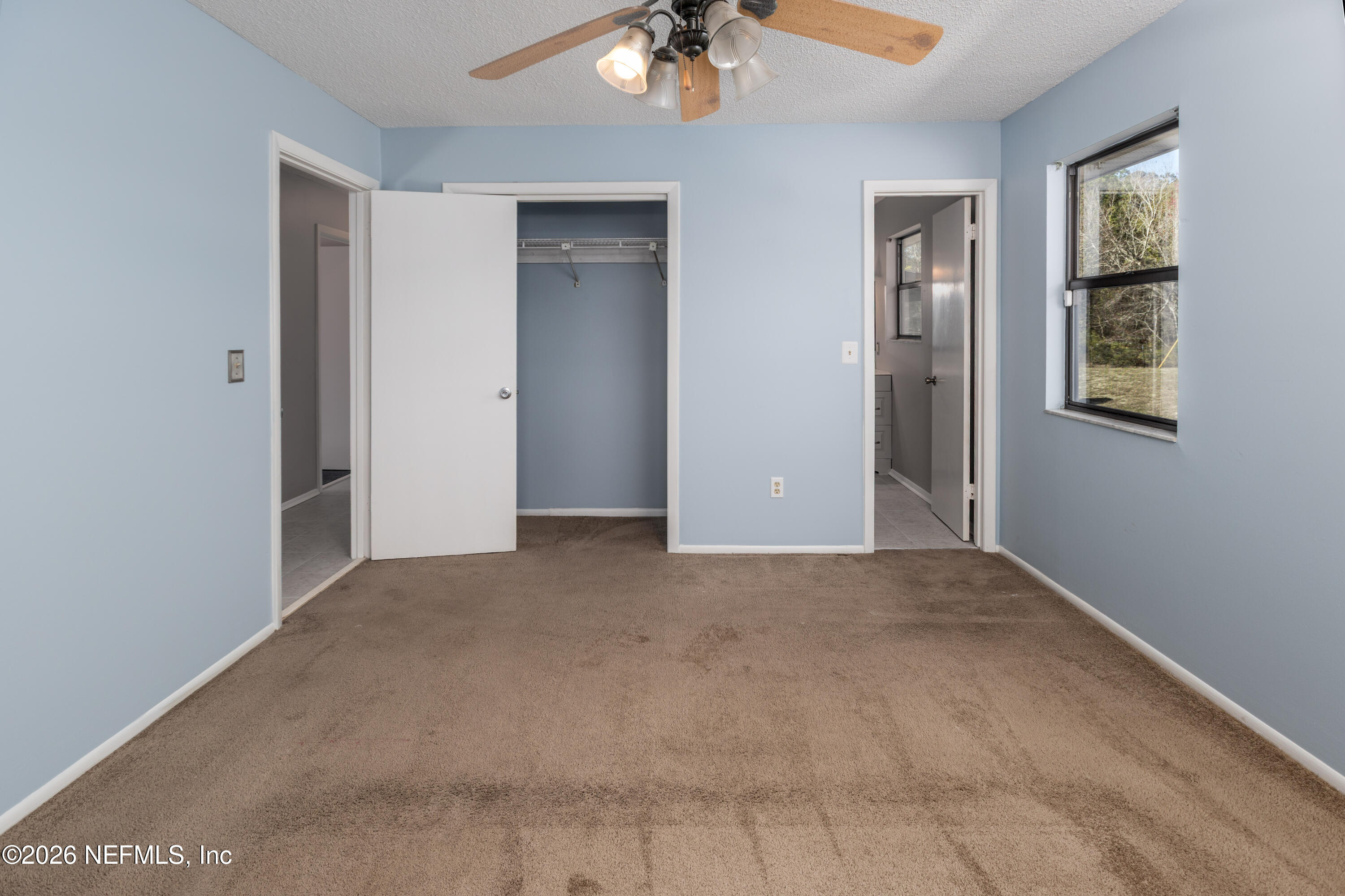 6346 Memory Lane Jacksonville, FL 32234 - Photo 17 of 32 Ensuite full bath