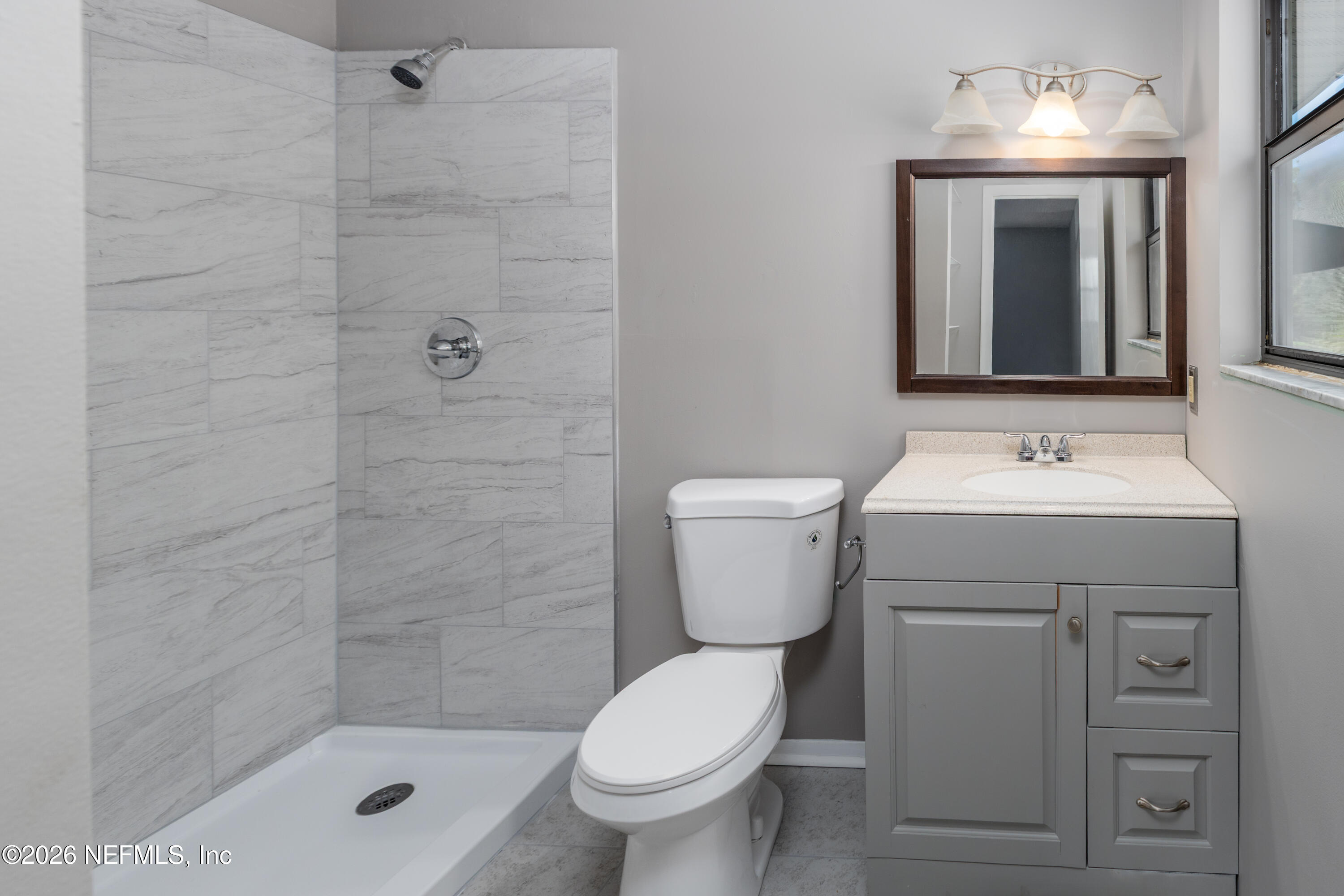 6346 Memory Lane Jacksonville, FL 32234 - Photo 18 of 32 Primary bath