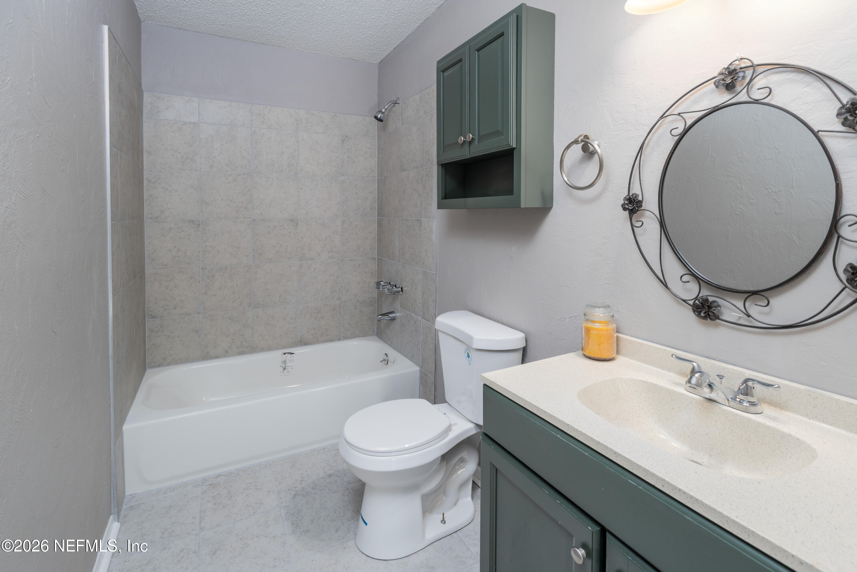 6346 Memory Lane Jacksonville, FL 32234 - Photo 21 of 32 Hall Bath