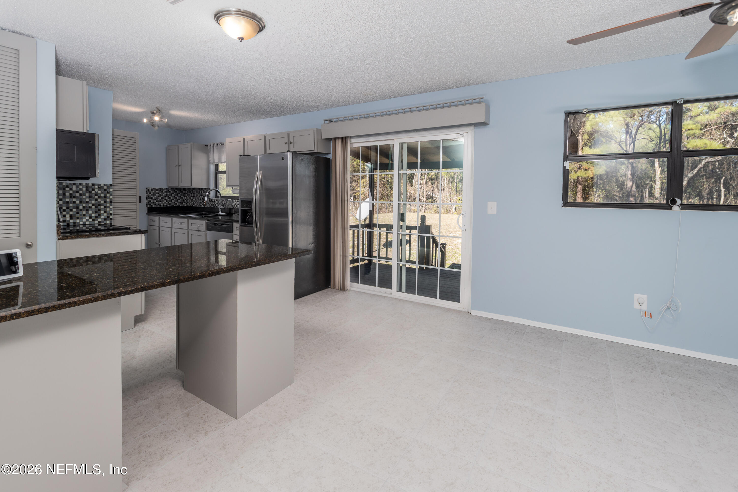 6346 Memory Lane Jacksonville, FL 32234 - Photo 7 of 32 Well equipped kitchen