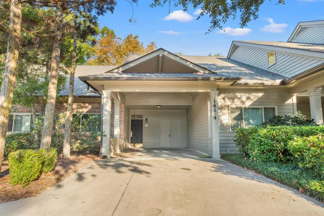 $455,000 | 141 Twelve Oaks Drive, Unit 4, Pawleys Island, SC 29585