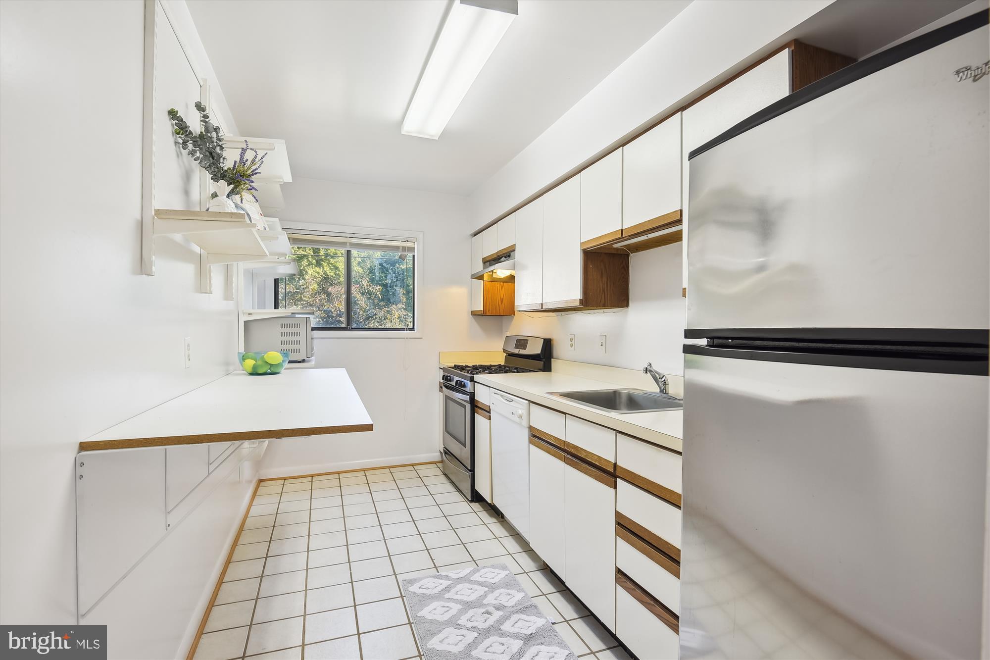 2700 Dartmouth Road, Unit 3 Alexandria, VA 22314 - Photo 8 of 25