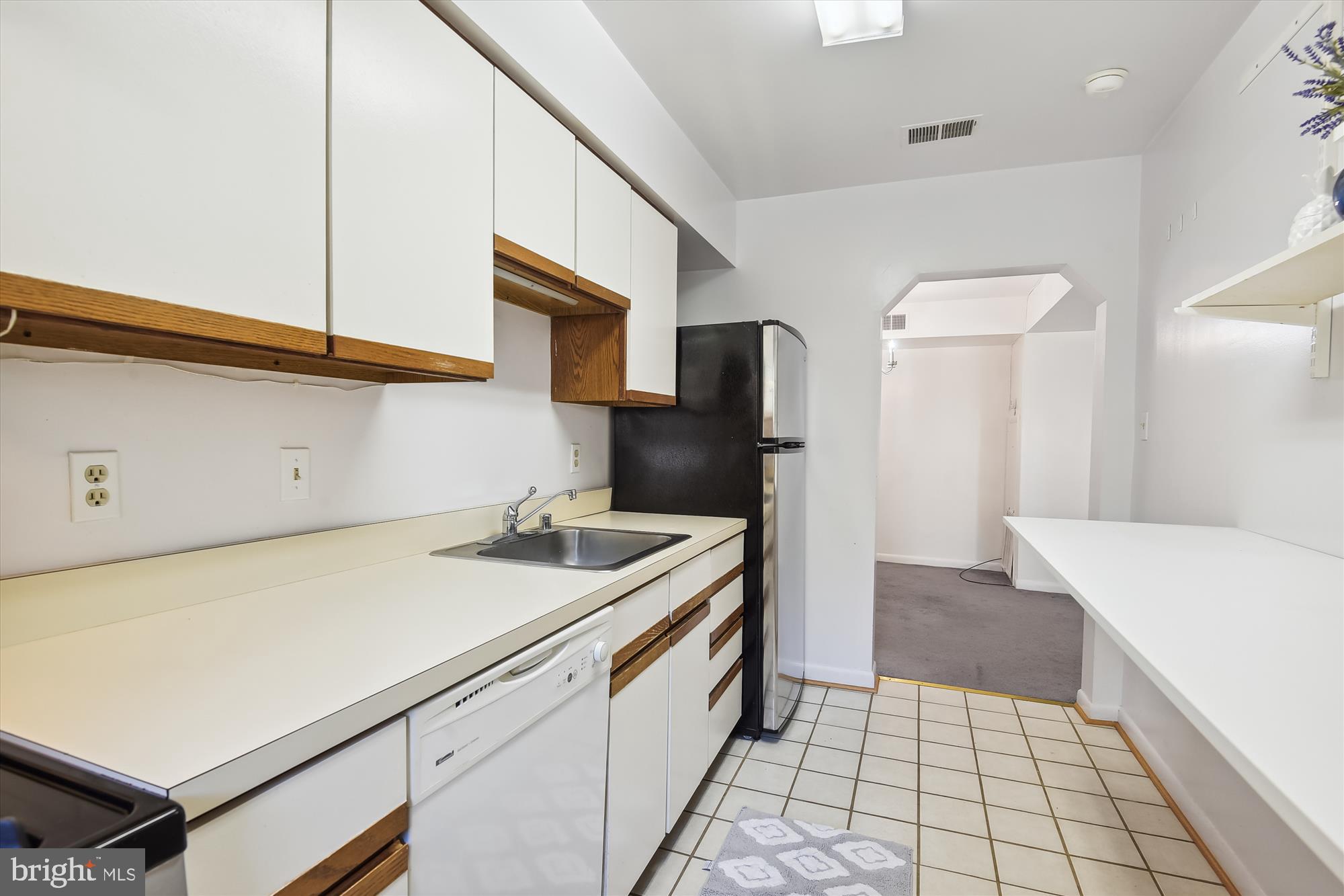 2700 Dartmouth Road, Unit 3 Alexandria, VA 22314 - Photo 9 of 25