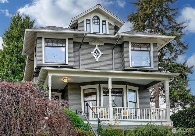 $1,594,000 | 2925 Warren Avenue North, Seattle, WA 98109