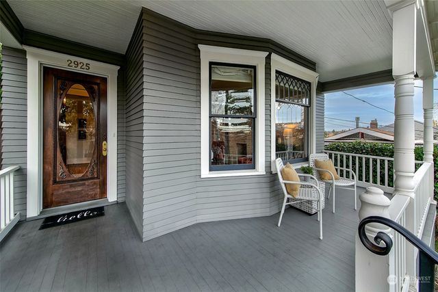 $1,594,000 | 2925 Warren Avenue North, Seattle, WA 98109