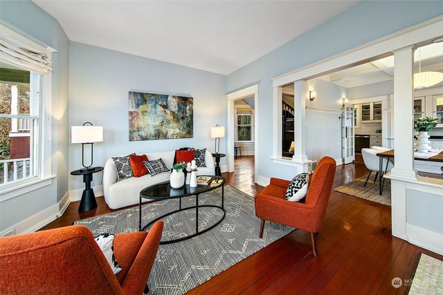 $1,594,000 | 2925 Warren Avenue North, Seattle, WA 98109