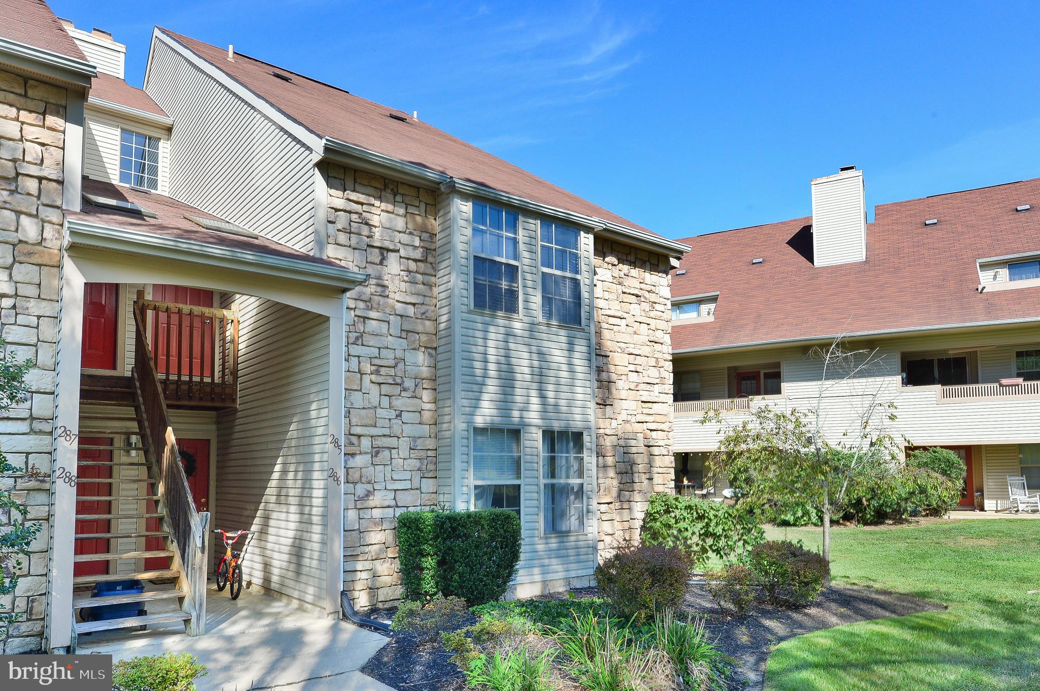 285 Tavistock Road Cherry Hill, NJ 08034 - Photo 4 of 27 Gallery Image 4