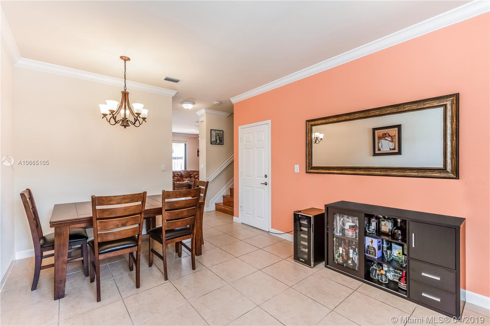 4240 Southwest 164th Path Miami, FL 33185 - Photo 8 of 19 Gallery Image 8