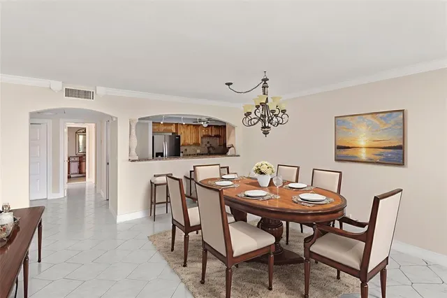 $324,000 | 3900 Oaks Clubhouse Drive, Unit 507, Pompano Beach, FL 33069