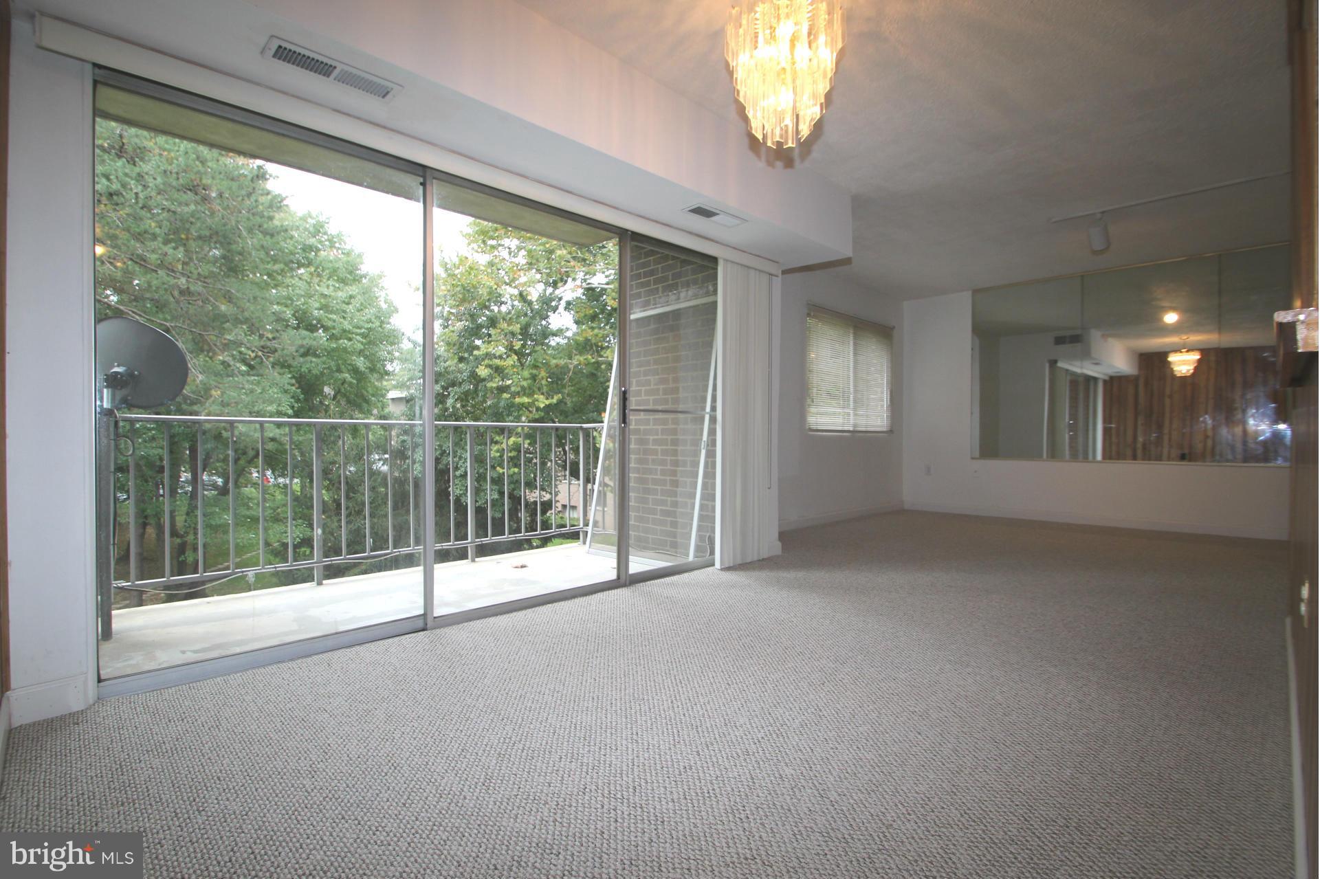 3850 Bel Pre Road, Unit 9173 Silver Spring, MD 20906 - Photo 5 of 14 Dining Room