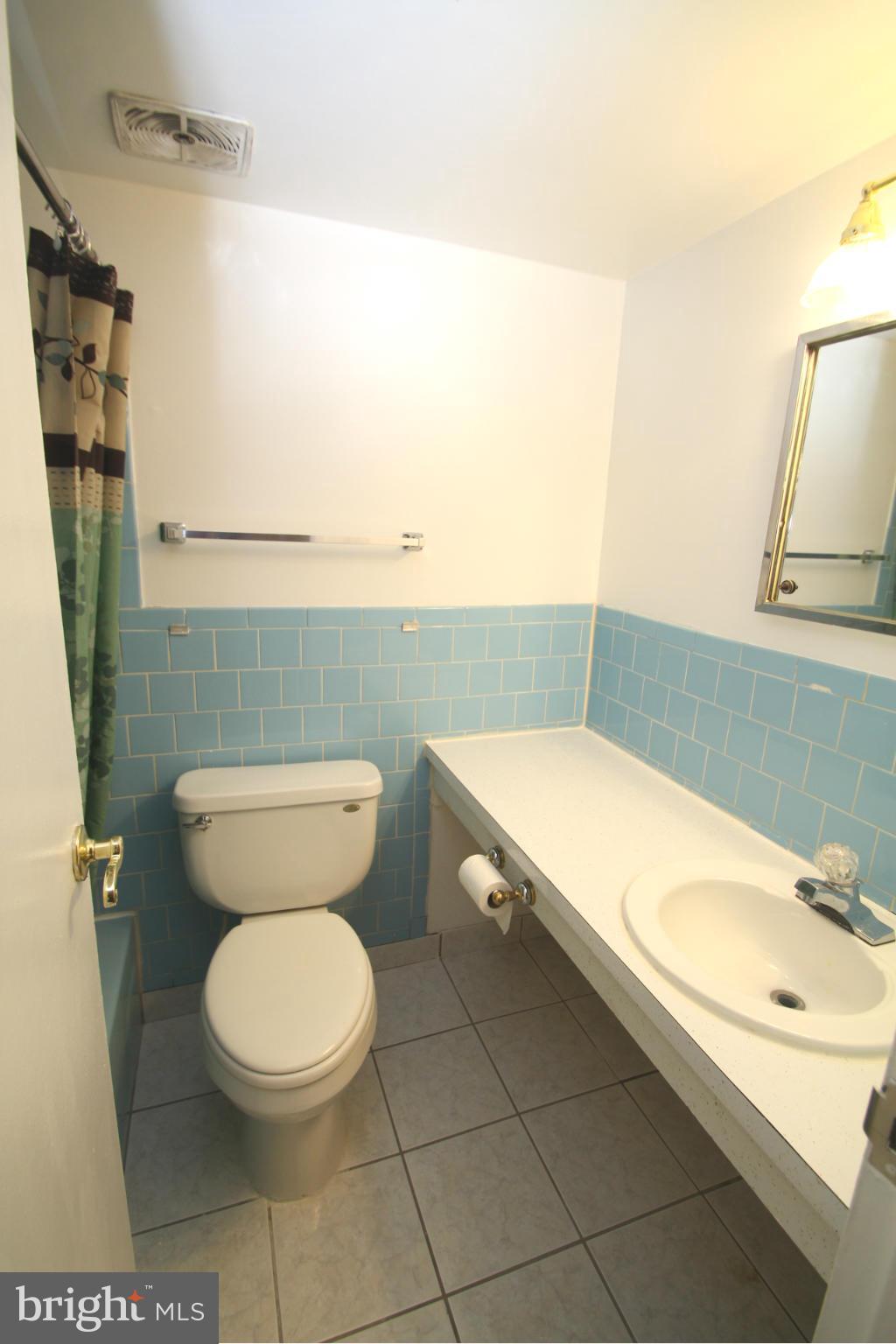 3850 Bel Pre Road, Unit 9173 Silver Spring, MD 20906 - Photo 10 of 14 Bath