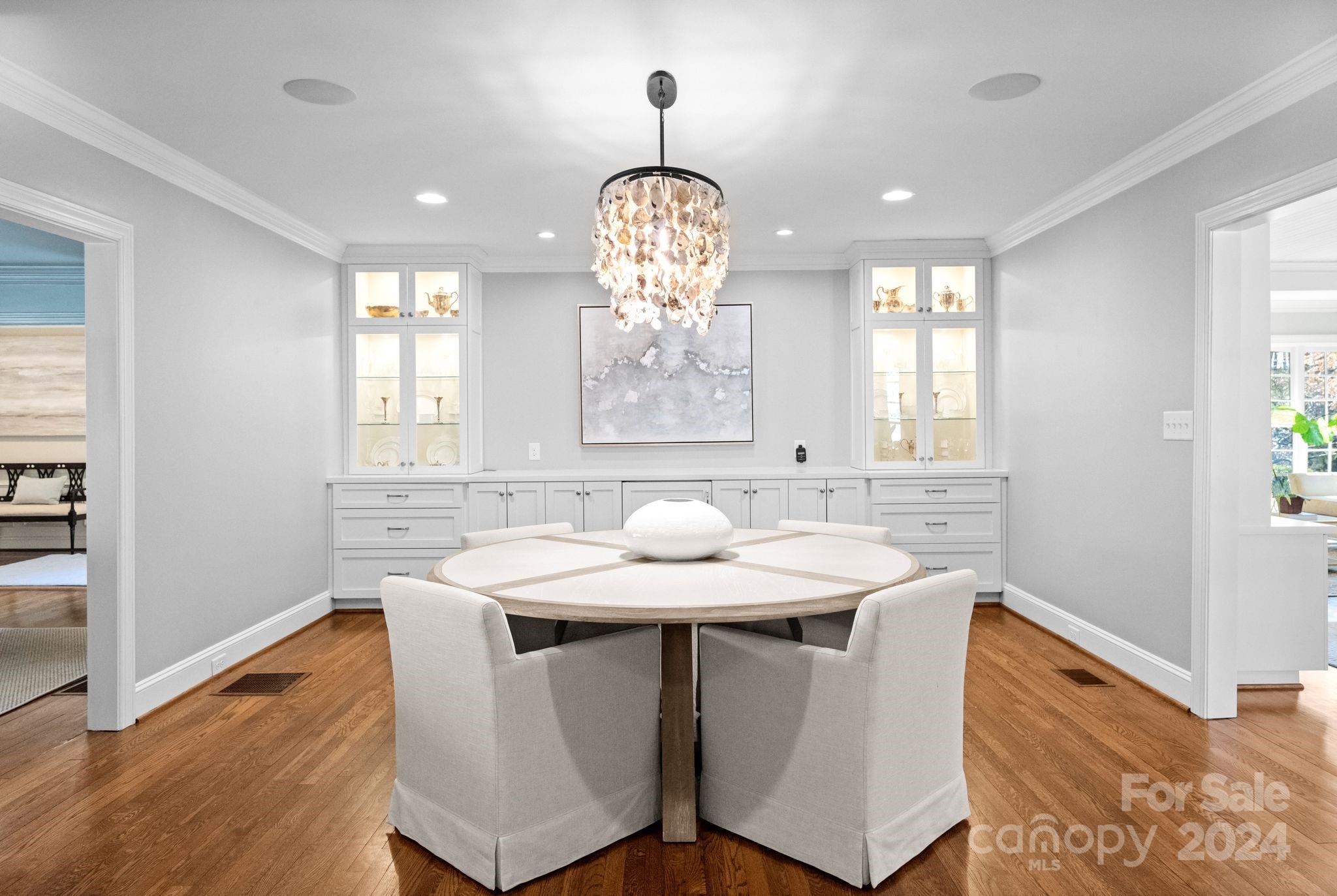 3900 Abingdon Road Charlotte, NC 28211 - Photo 8 of 37 Gallery Image 8