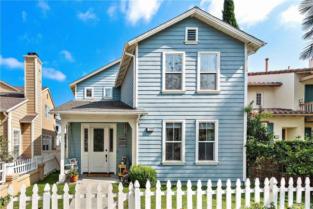 32 Cecil Pasture Road Ladera Ranch, CA 92694 - Photo 1 of 1 a front view of a house with a yard