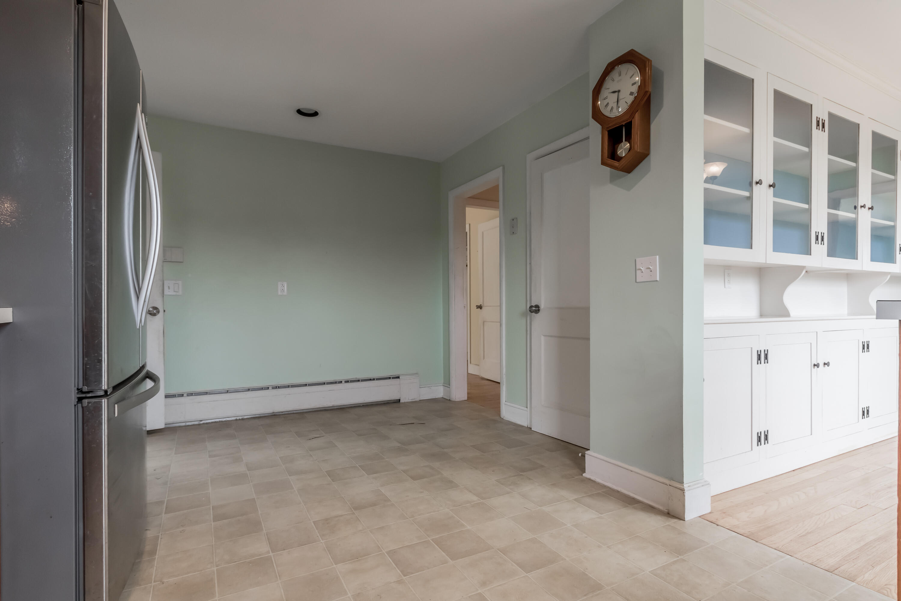 97 Middle Road Cumberland Center, ME 04021 - Photo 12 of 37 20220516AV-71028