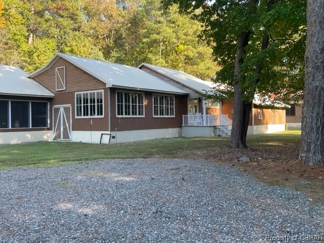 173 Lillys Neck Road Moon, VA 23119 - Photo 3 of 48 View of side of home