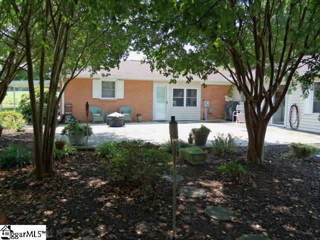 1112 Zion School Road Easley, SC 29642 - Photo 31 of 36