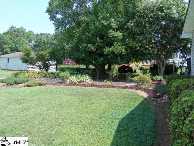 1112 Zion School Road Easley, SC 29642 - Photo 33 of 36