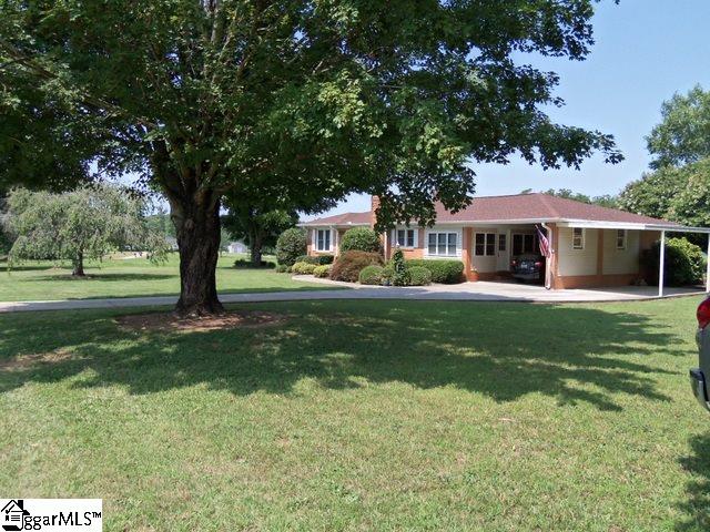 1112 Zion School Road Easley, SC 29642 - Photo 5 of 36