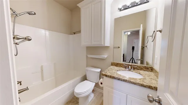 $625 | 3805 Silverthorne Lane, Unit ROOM C, College Station, TX 77845