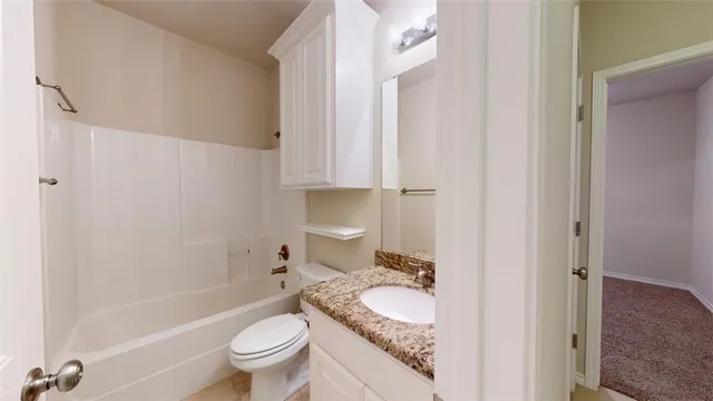 $625 | 3805 Silverthorne Lane, Unit ROOM C, College Station, TX 77845