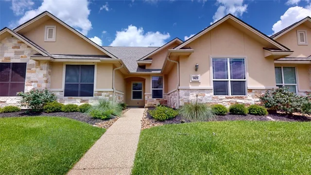 $625 | 3805 Silverthorne Lane, Unit ROOM C, College Station, TX 77845