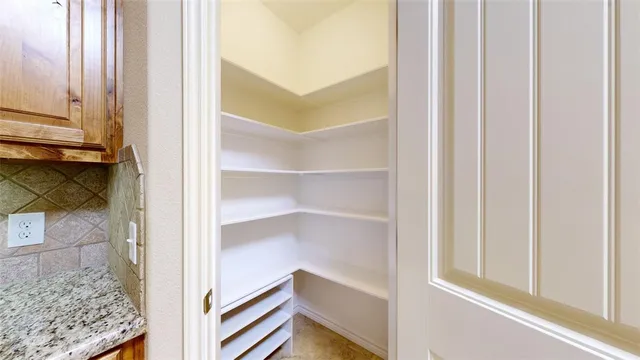 $625 | 3805 Silverthorne Lane, Unit ROOM C, College Station, TX 77845