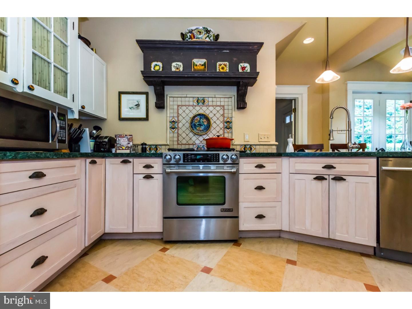 27 Wistar Road Paoli, PA 19301 - Photo 7 of 25 Kitchen