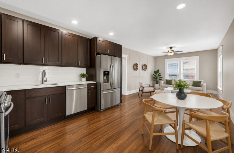 156 Valley Road Clifton, NJ 07013 - Photo 3 of 24