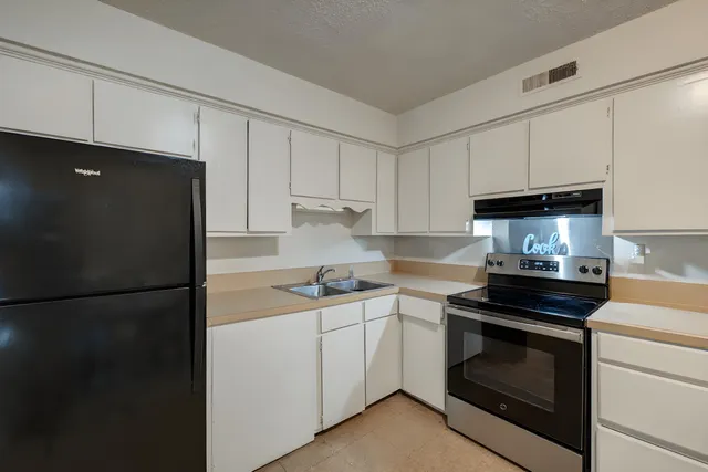 $646,500 | 109 Magwood Drive, Summerville, SC 29485