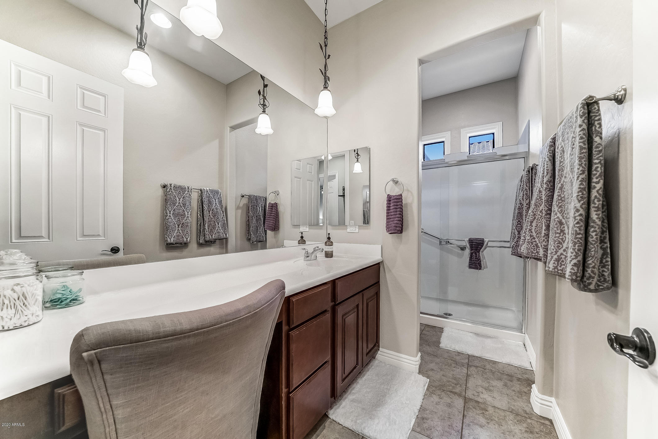 2844 East Los Altos Road Gilbert, AZ 85297 - Photo 37 of 59 136-TeenRoom_Bathroom