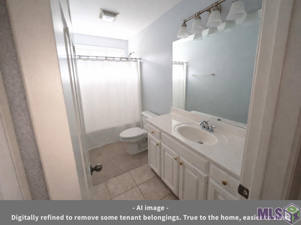 37156 Whitestone Avenue Geismar, LA 70734 - Photo 14 of 23 Hall/Guest Bathroom