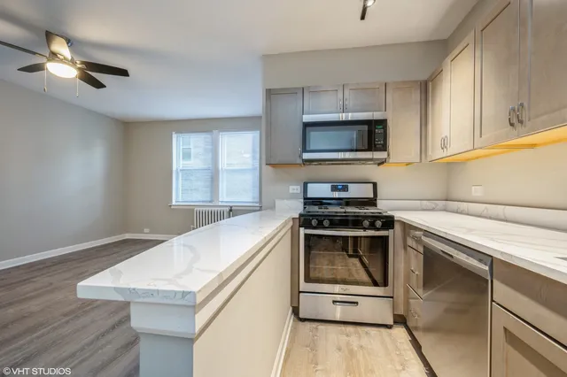 $1,550 | 432 West Belmont Avenue, Unit 610, Chicago, IL 60657