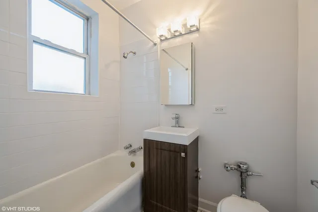 $1,550 | 432 West Belmont Avenue, Unit 610, Chicago, IL 60657