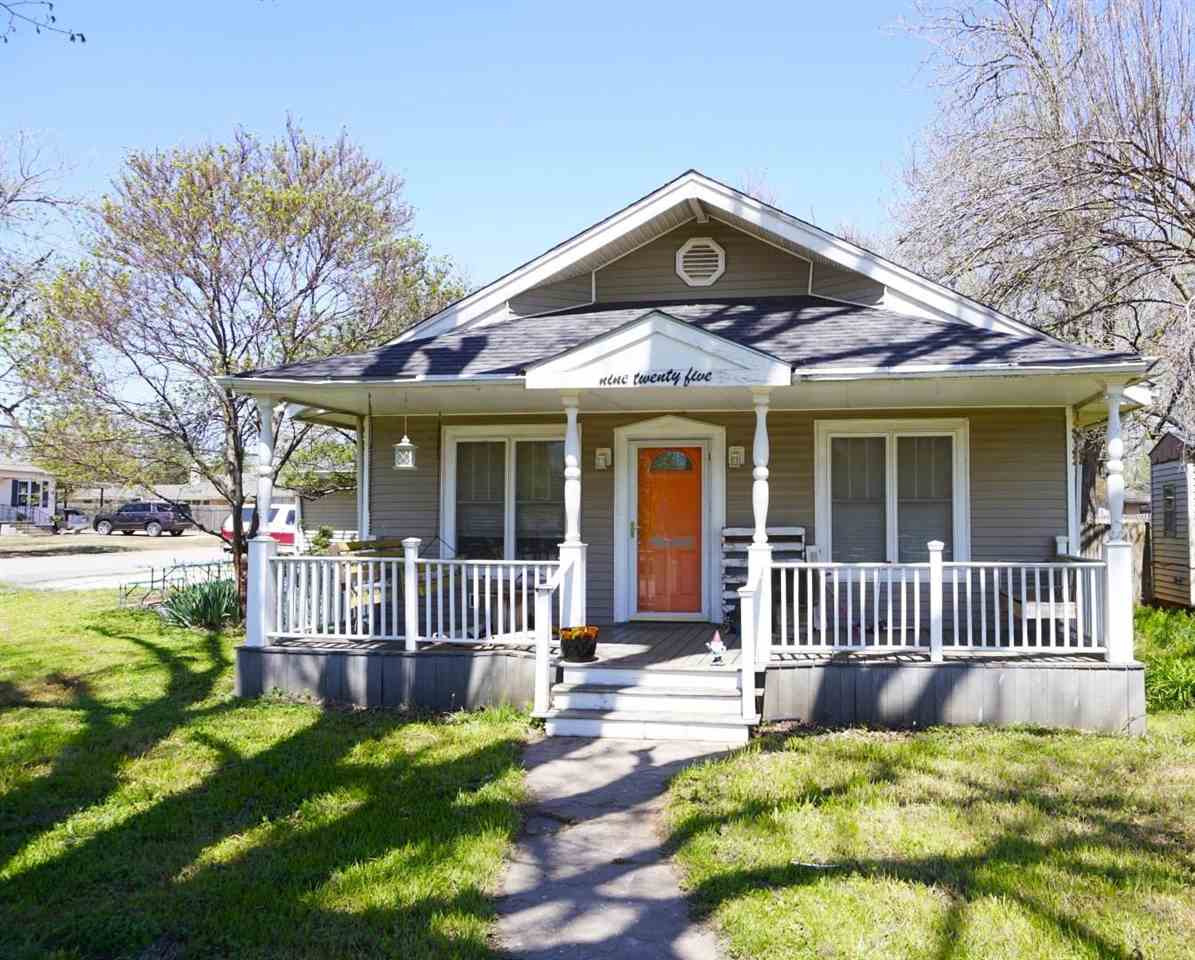 925 Ivanhoe Street Perry, OK 73077 - Photo 1 of 29 Gallery Image 1