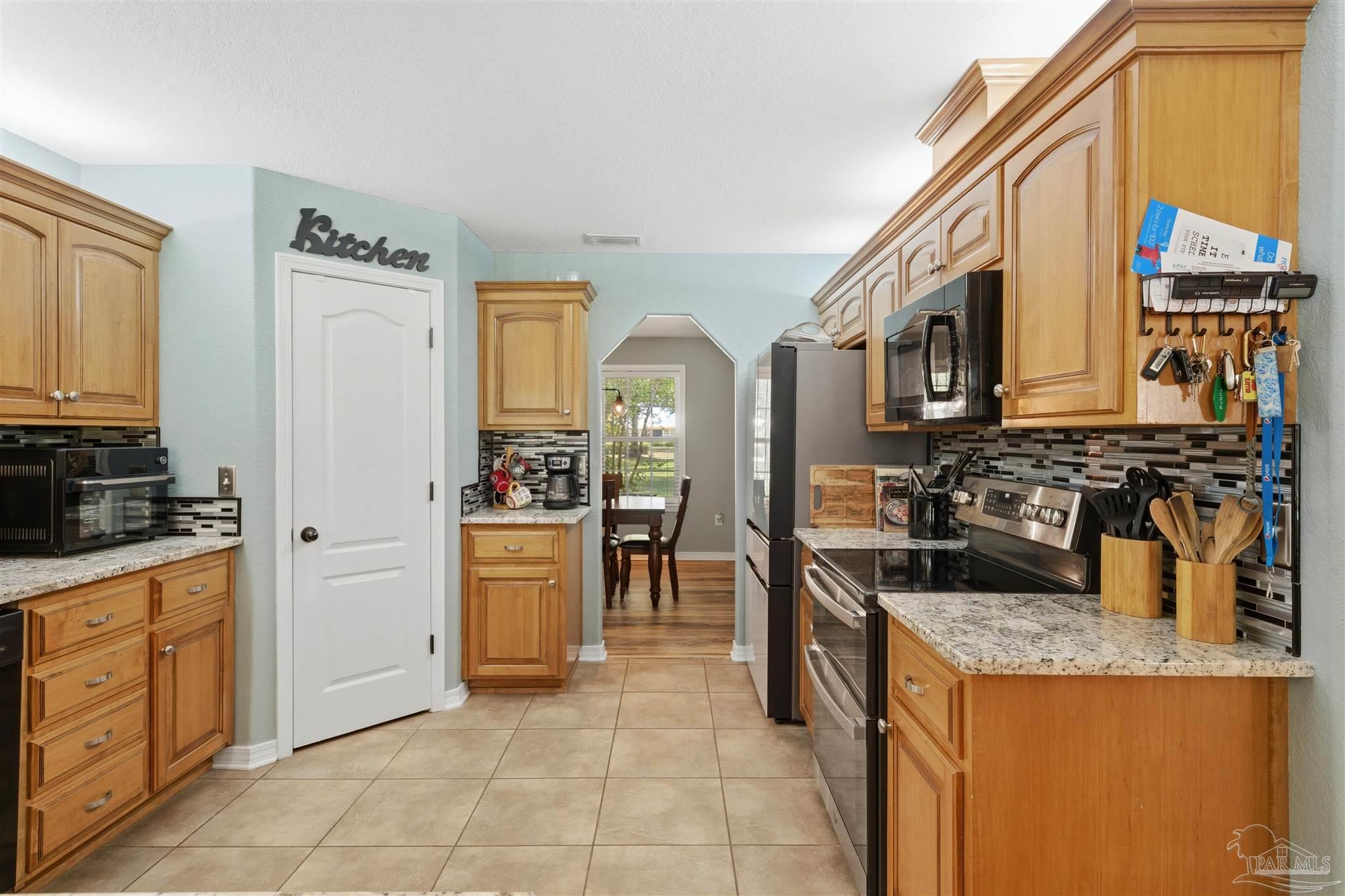 9105 Byrom Campbell Road Milton, FL 32571 - Photo 9 of 58
