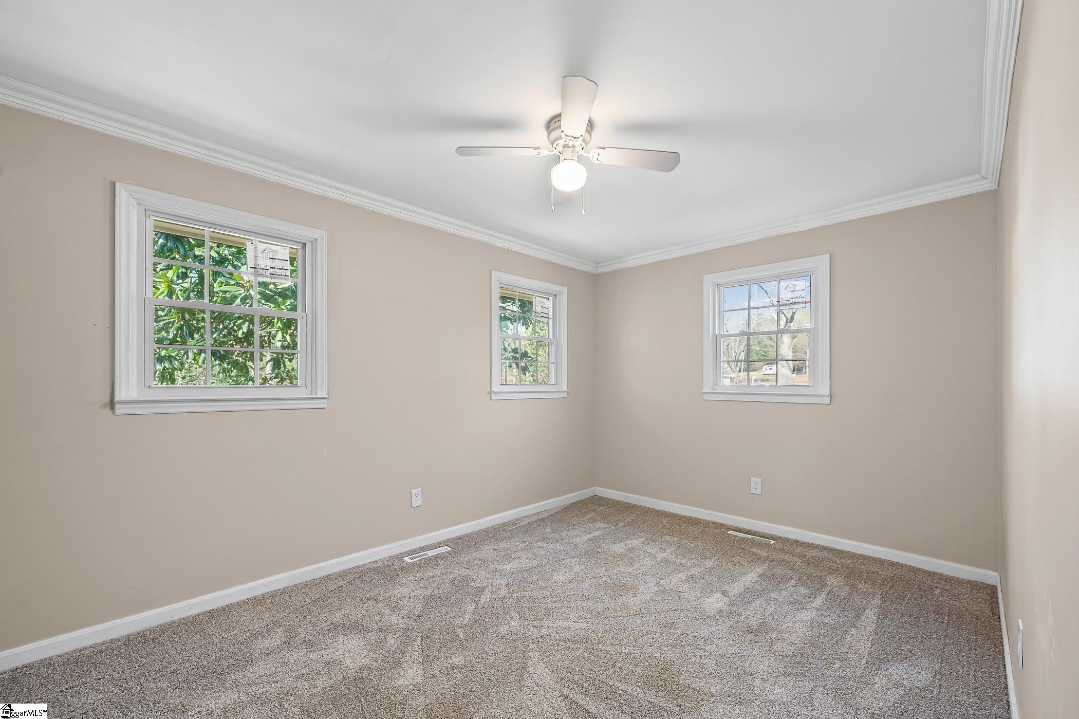 101 Nottingham Lane Easley, SC 29640 - Photo 12 of 42