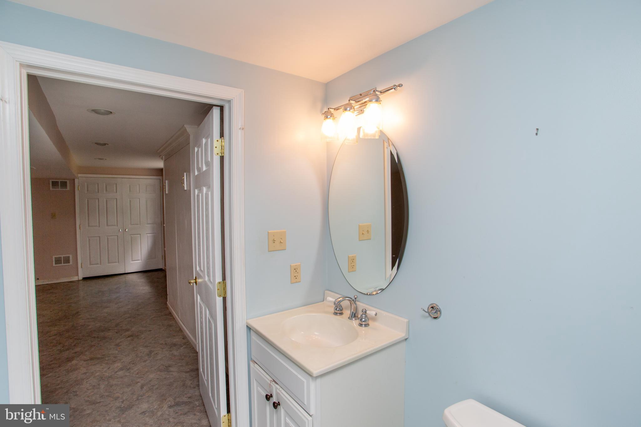363 Birdsong Way Doylestown, PA 18901 - Photo 37 of 58 3rd Full bath