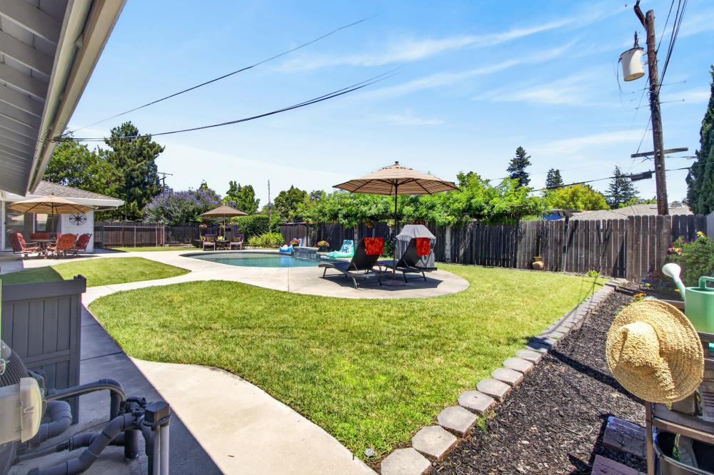 3812 Dell Road Carmichael, CA 95608 - Photo 52 of 64
