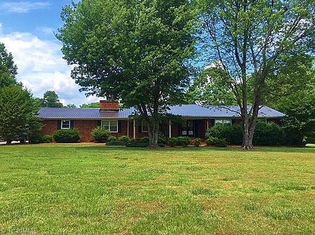 959 Shell Road Thomasville, NC 27360 - Photo 2 of 7 Gallery Image 2