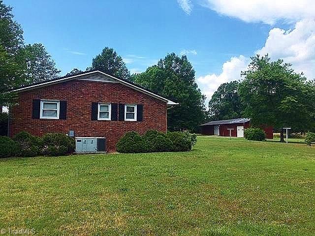 959 Shell Road Thomasville, NC 27360 - Photo 5 of 7 Gallery Image 5