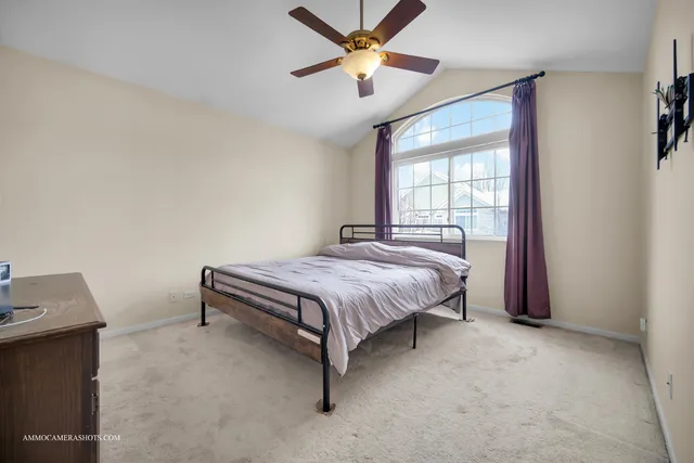 $389,900 | 2295 Stoughton Drive, Aurora, IL 60502