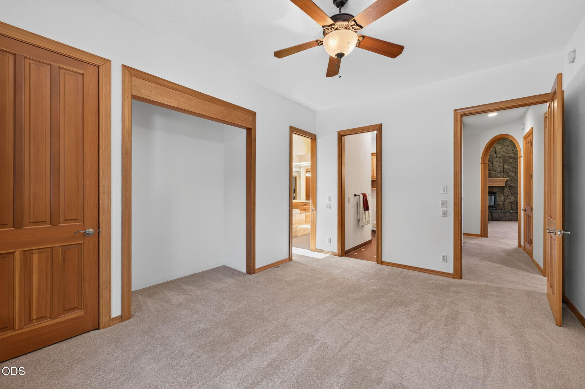 21955 Rickard Road Bend, OR 97702 - Photo 14 of 50
