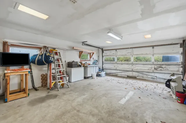 $165,000 | 20 Lane 131E Turkey Lake, Lagrange, IN 46761