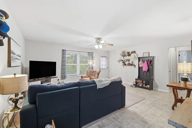 $165,000 | 20 Lane 131E Turkey Lake, Lagrange, IN 46761