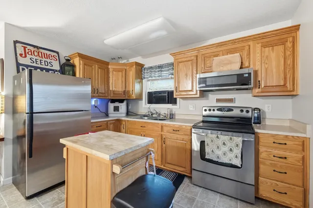 $165,000 | 20 Lane 131E Turkey Lake, Lagrange, IN 46761