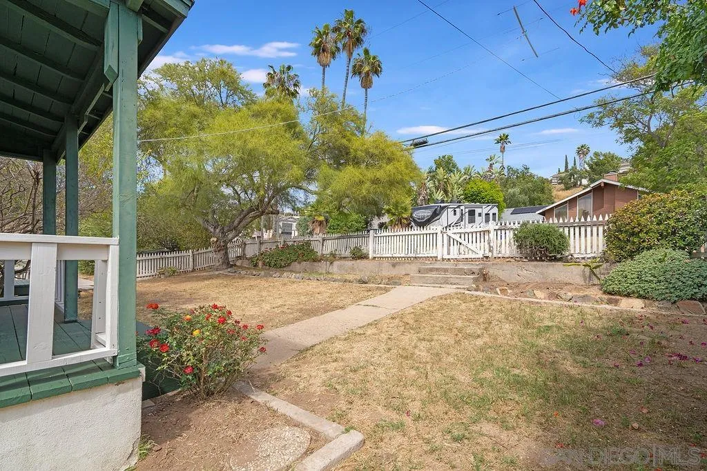 2924 Helix Street Spring Valley, CA 91977 - Photo 23 of 30 a view of a backyard of the house