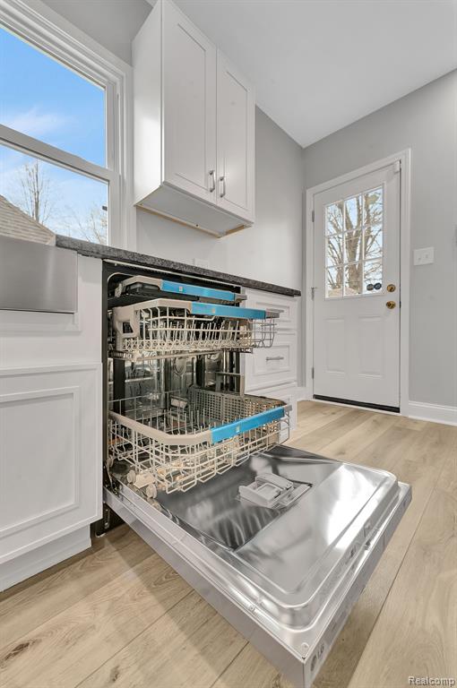 5291 Devonshire Road Detroit, MI 48224 - Photo 19 of 70 Gallery Image 19
