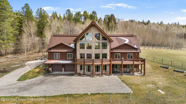 $1,850,000 | 49 Dell Creek Road, Alpine, WY 83128
